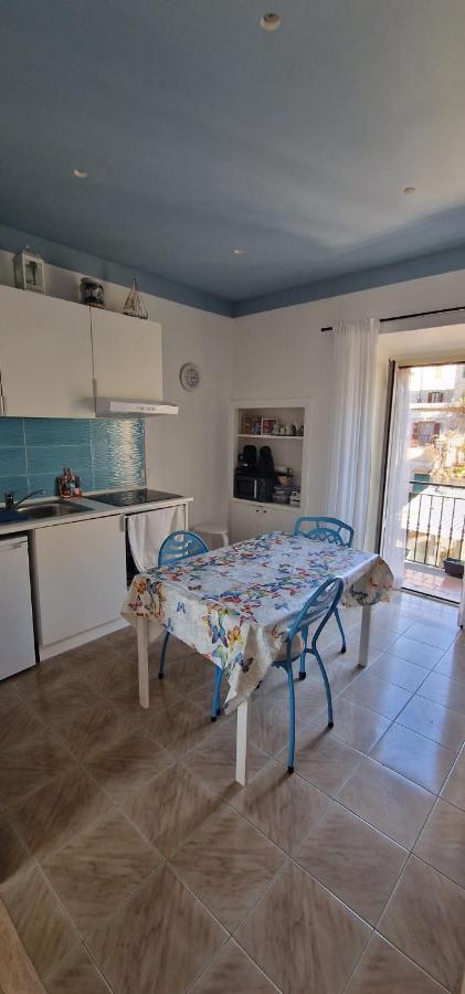 Apartmán Iride Sul Lago 1 Via Principessa Jolanda 10-Piazza Del Molo Anguillara Sabazia Exteriér fotografie